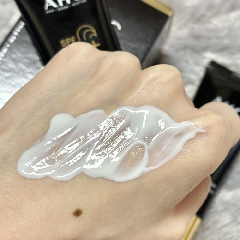 AHC 마스터즈 아쿠아 리치 선크림 SPF50+ PA++++ 구매 후기 이미지